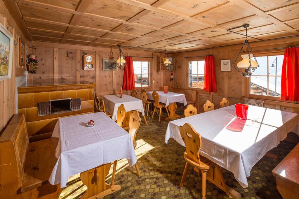Gasthaus Alpenrose Juf酒店 外观 照片