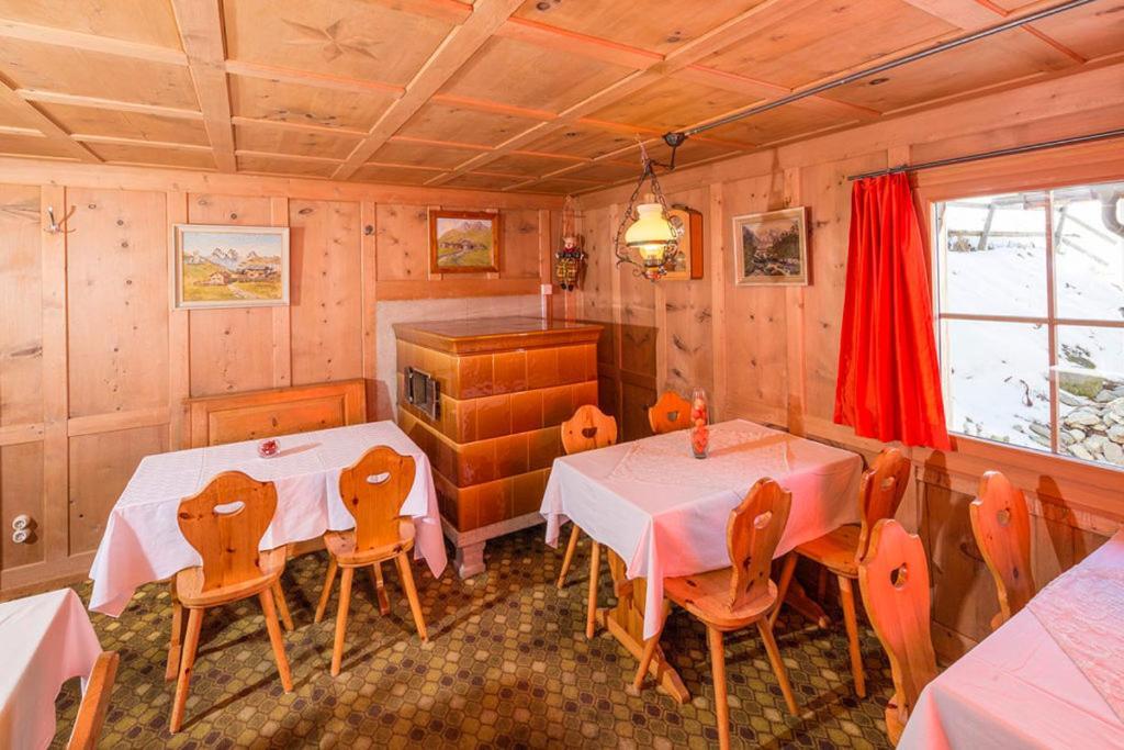 Gasthaus Alpenrose Juf酒店 外观 照片